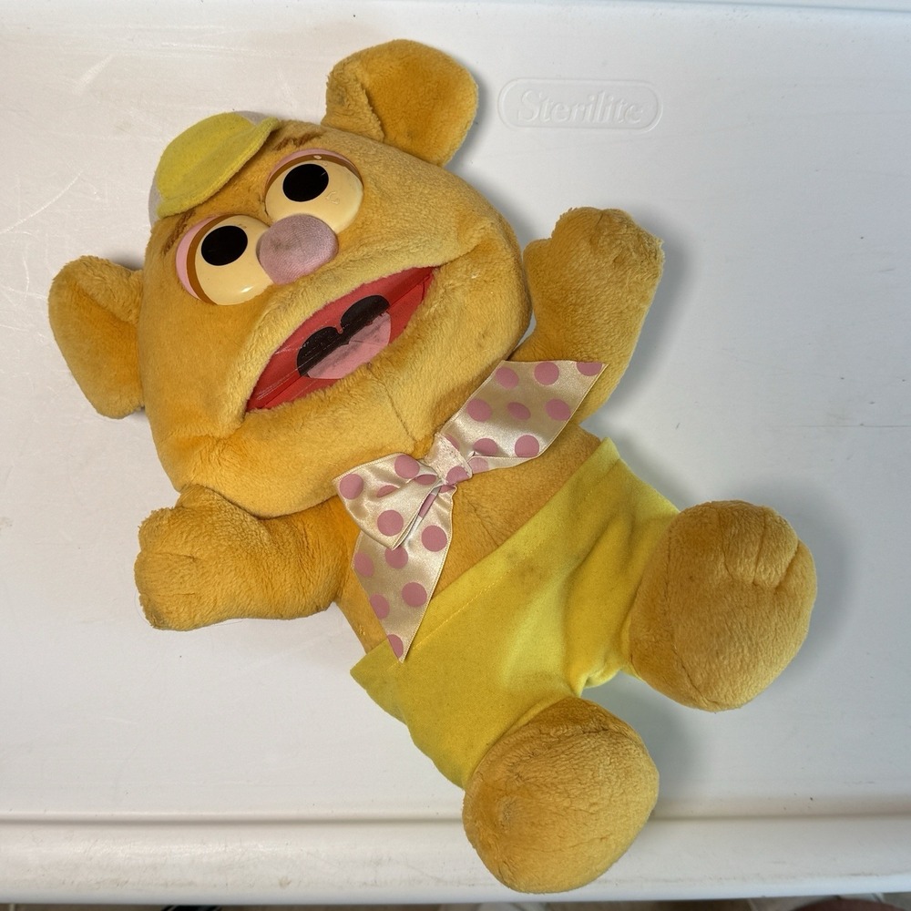 VTG Retro Disney The Muppets Jim Henson 14" Baby Fozzie Plush Doll Collectible